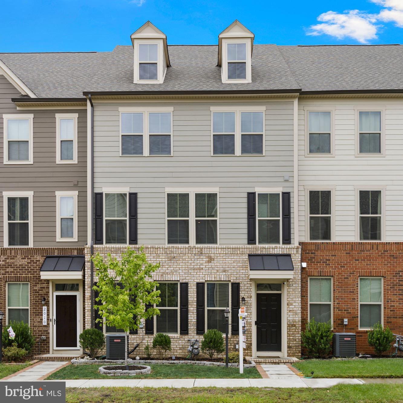 POTOMAC SHORES - Residential