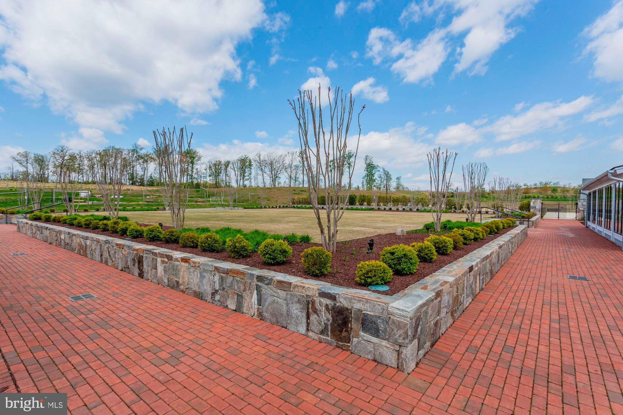 POTOMAC SHORES - Residential