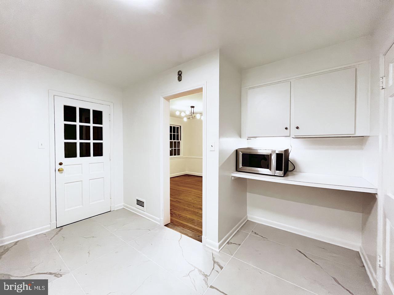 SPRINGFIELD - Residential Lease