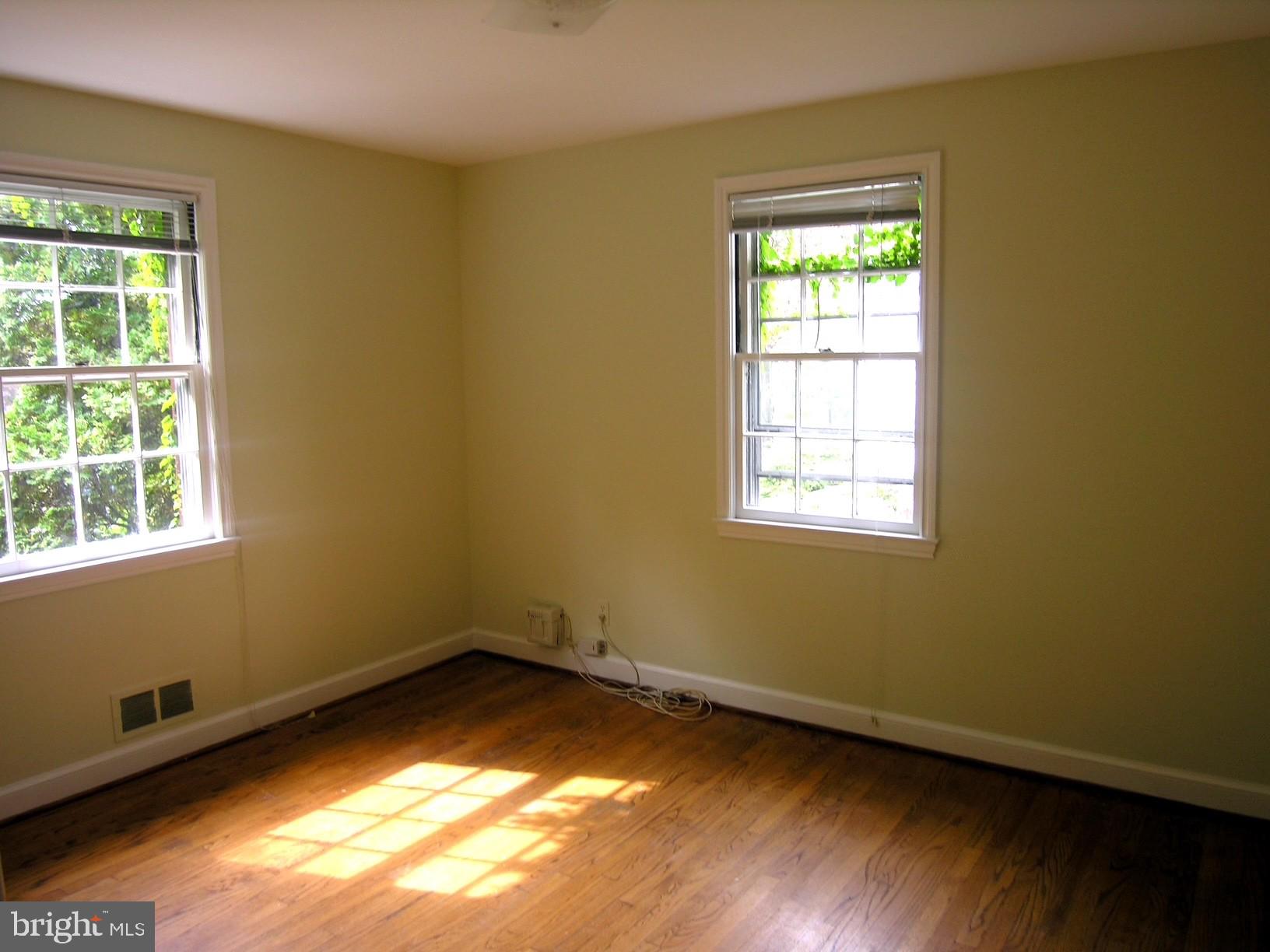 SPRINGFIELD - Residential Lease