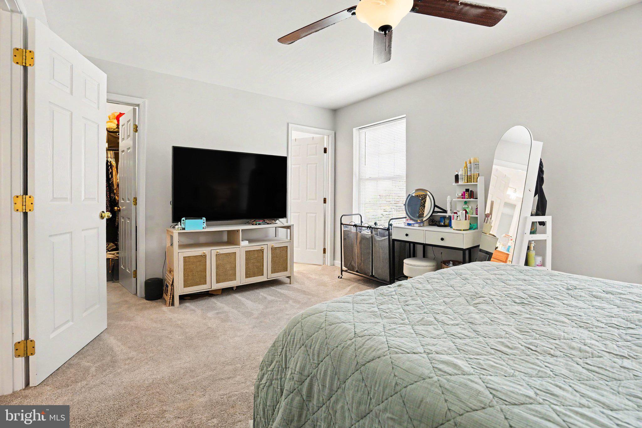 102 WOODSIDE COURT - Photo 3