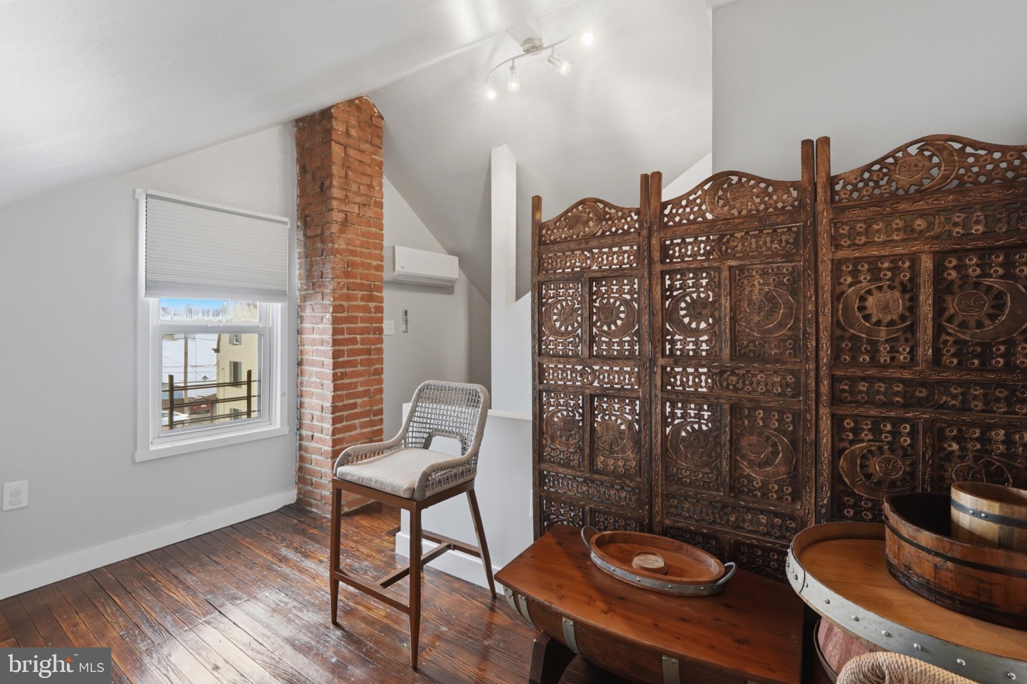 MINERSVILLE - Residential