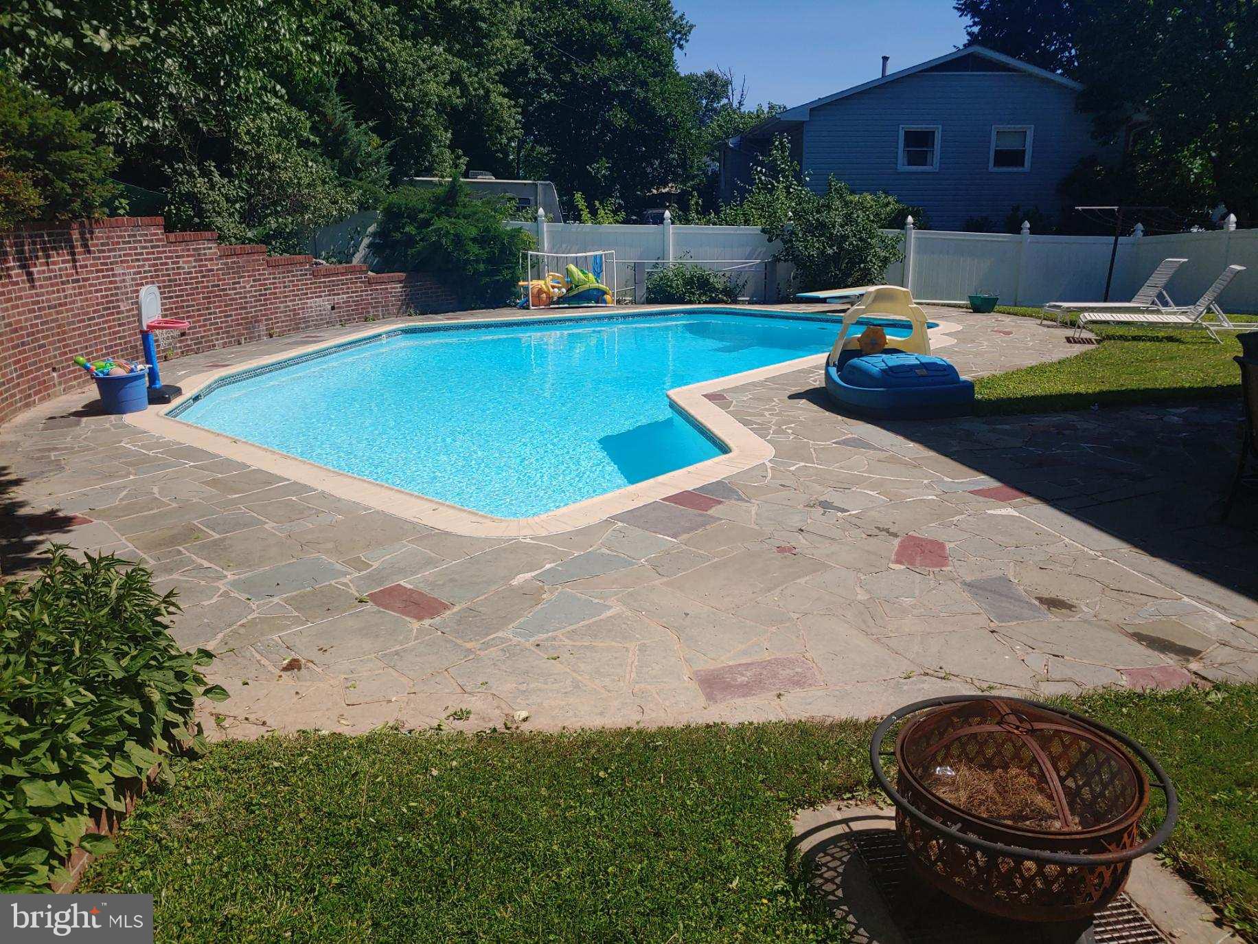 HIGHPOINT - Residential