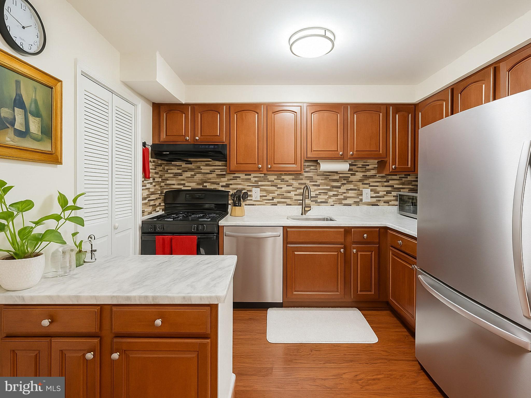 TIMBERLANE VILLAGE GARDEN CONDOMINIUMS - Residential