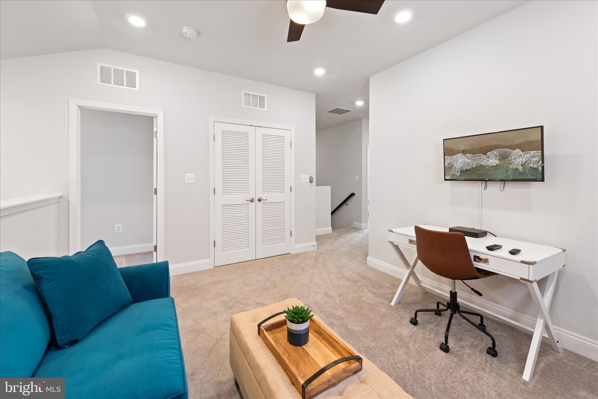 PENINSULA - Residential