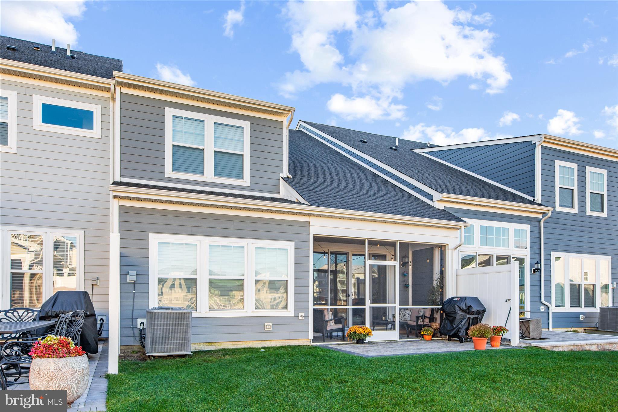 PENINSULA - Residential