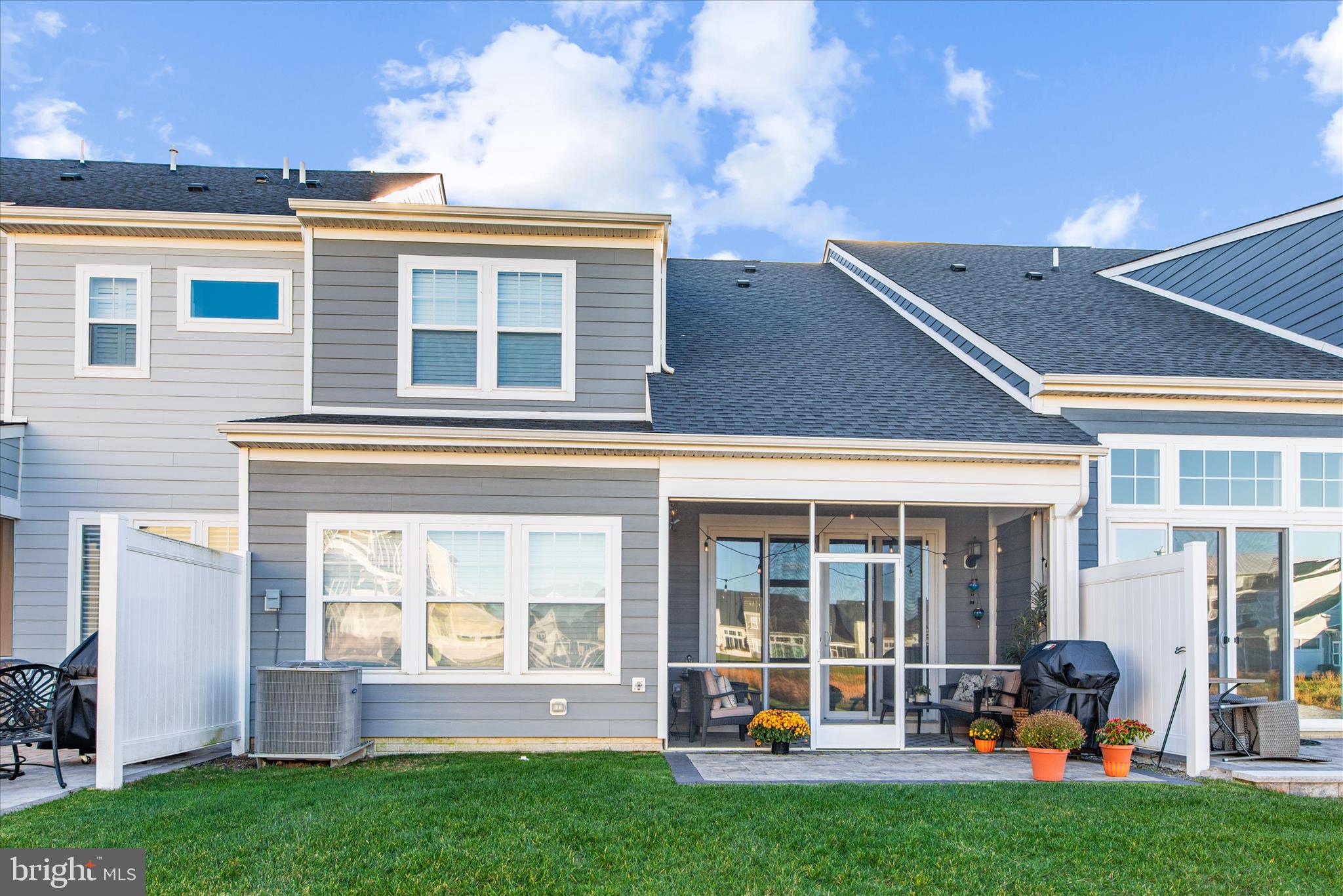 PENINSULA - Residential