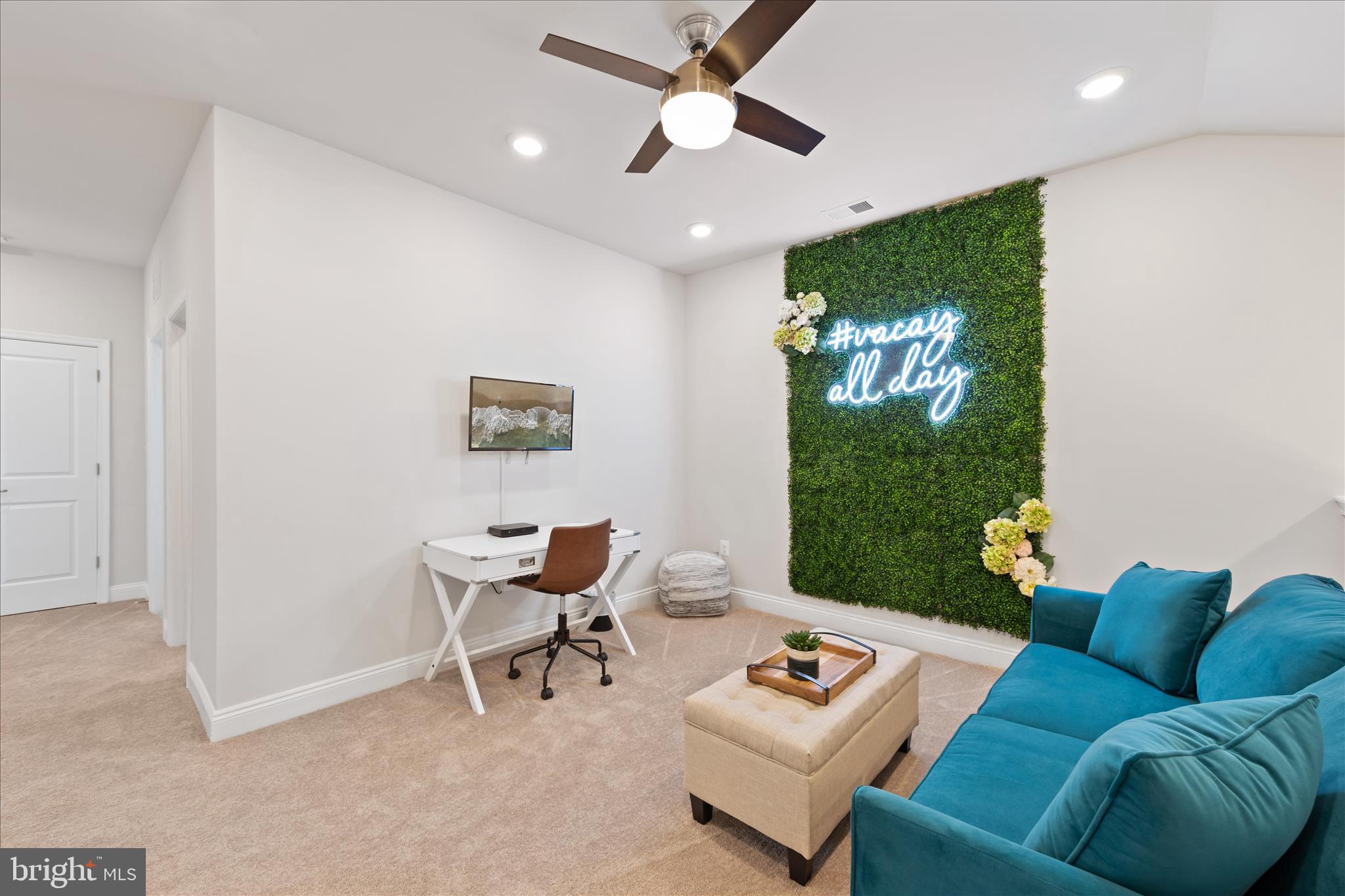 PENINSULA - Residential