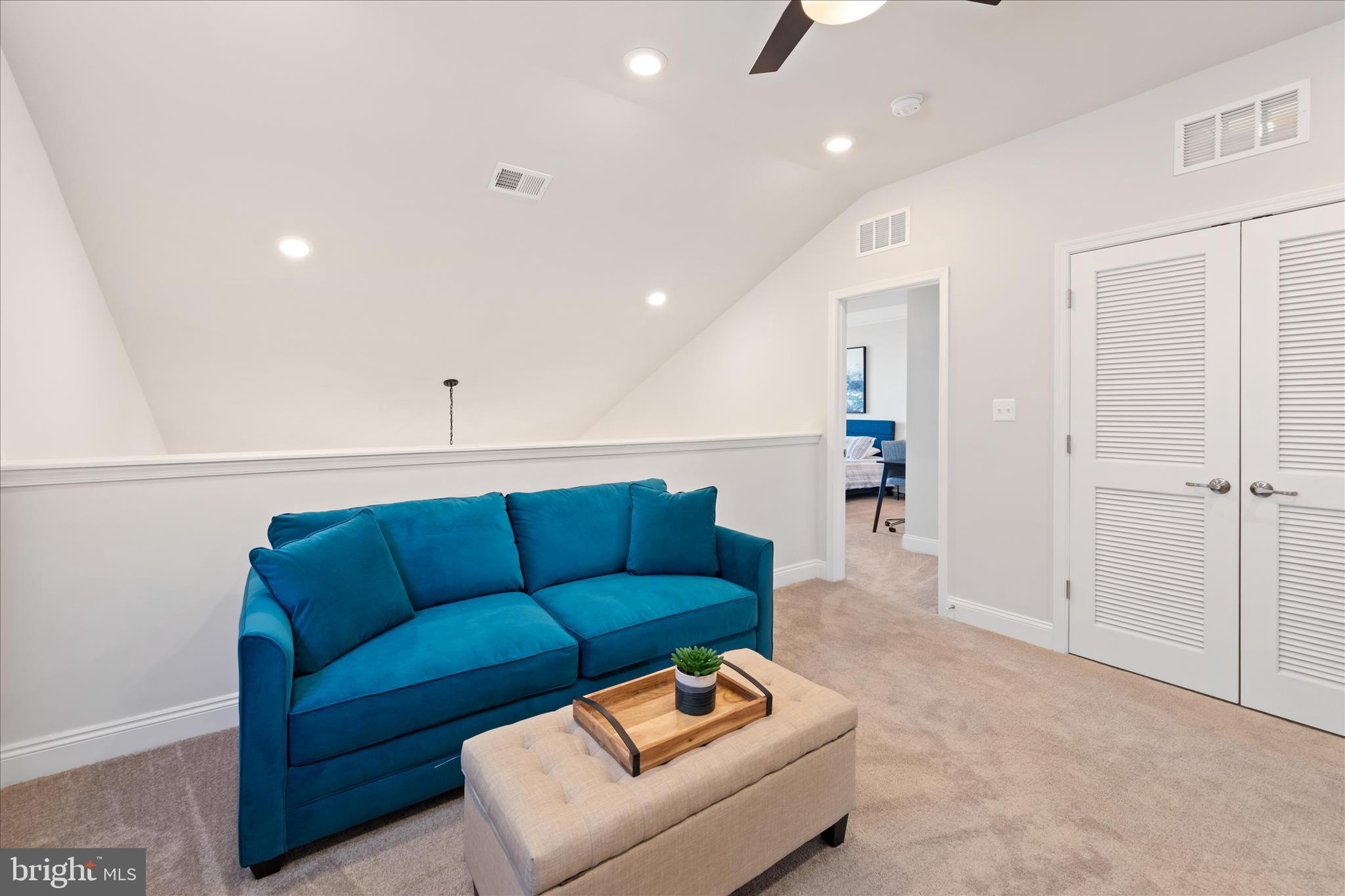 PENINSULA - Residential