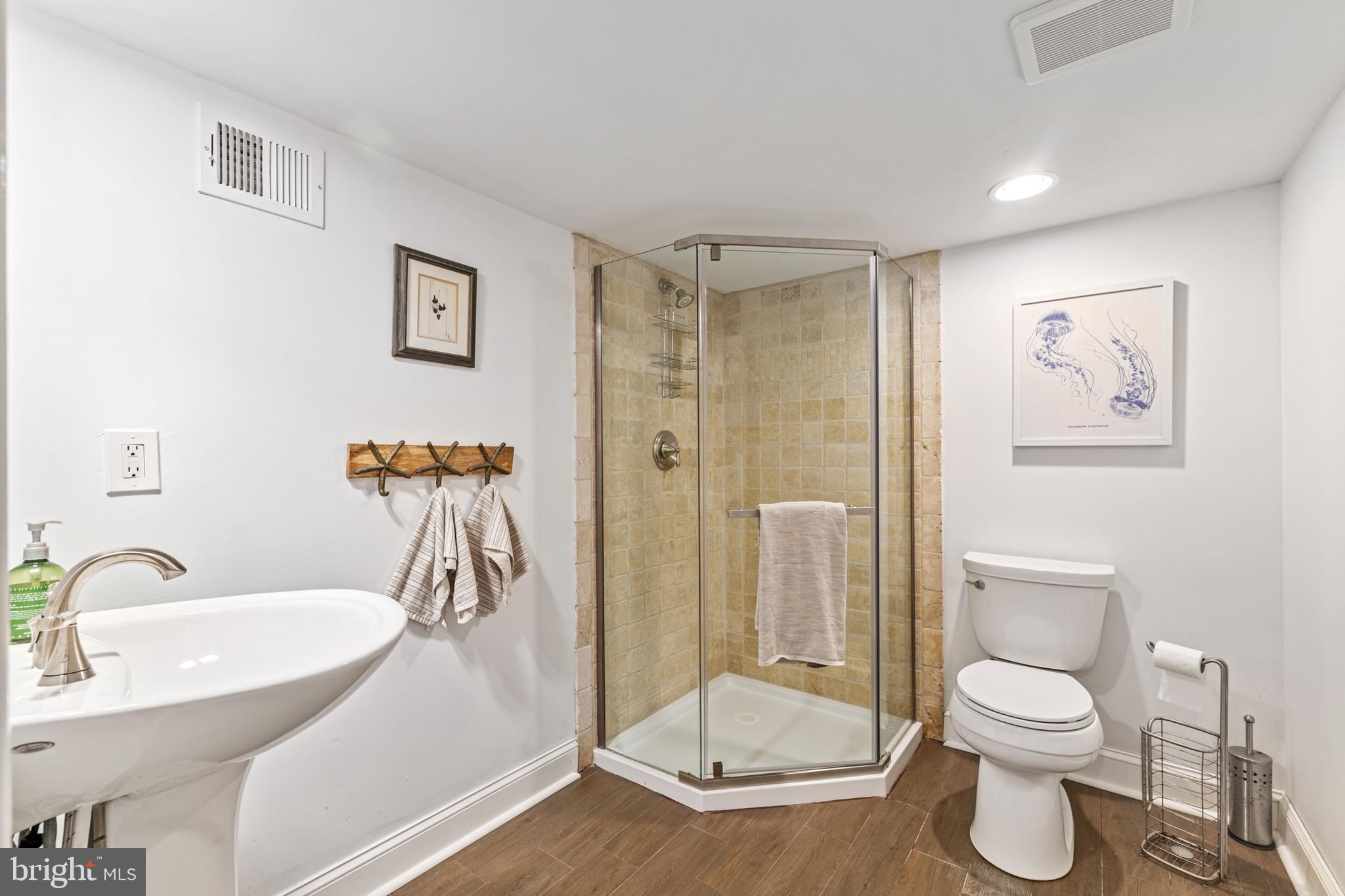 EPPING FOREST - Residential