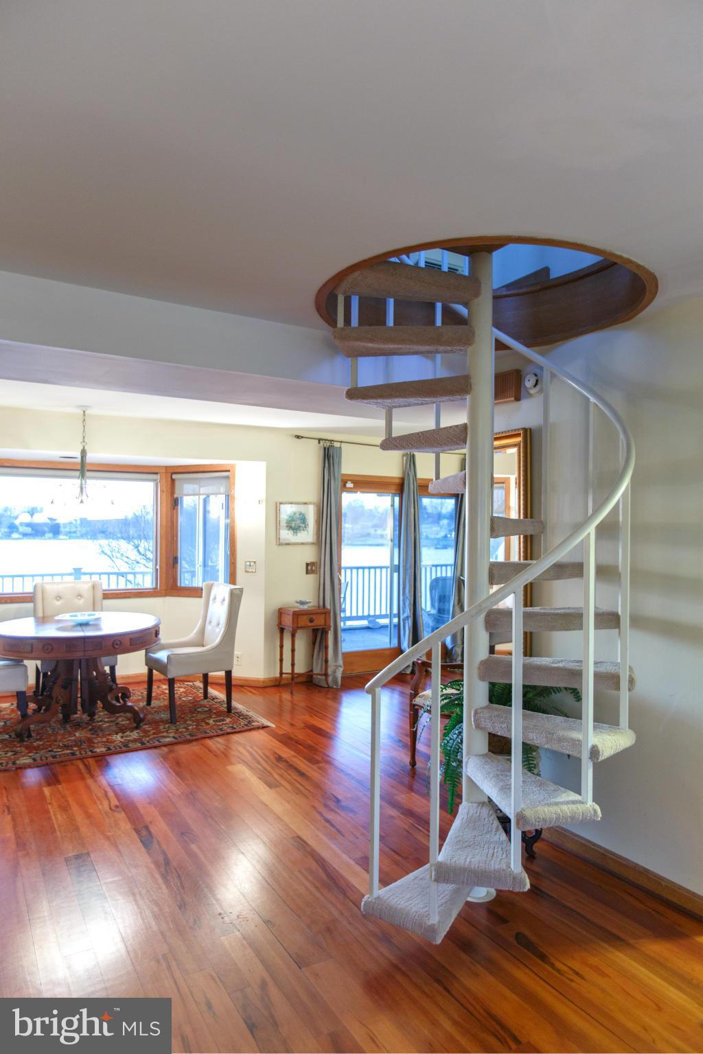 SHOREHAM BEACH - Residential