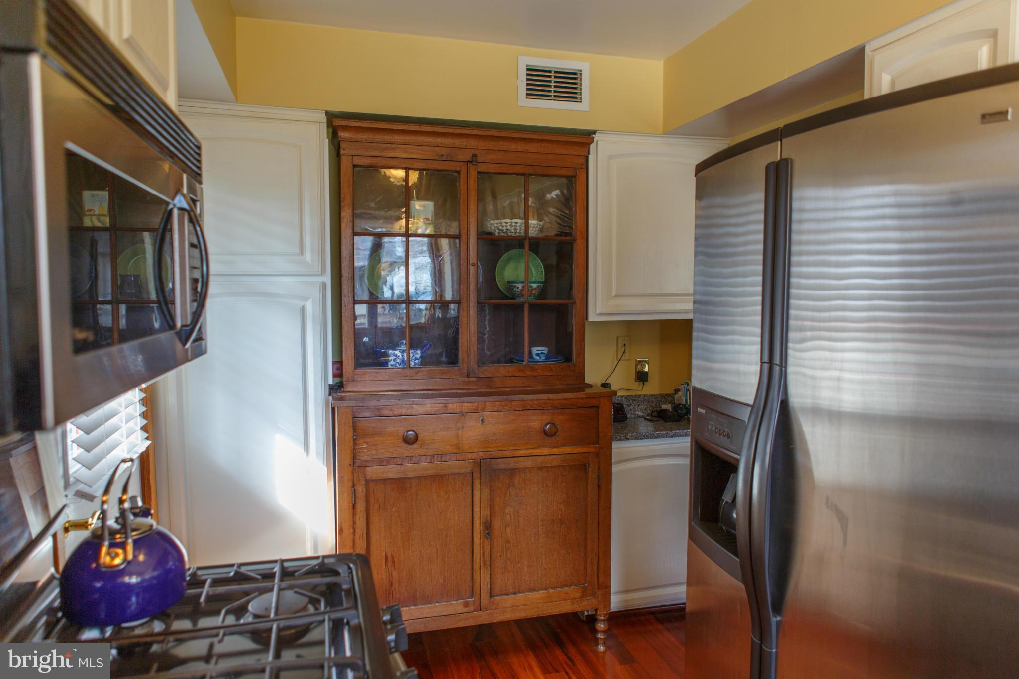 SHOREHAM BEACH - Residential