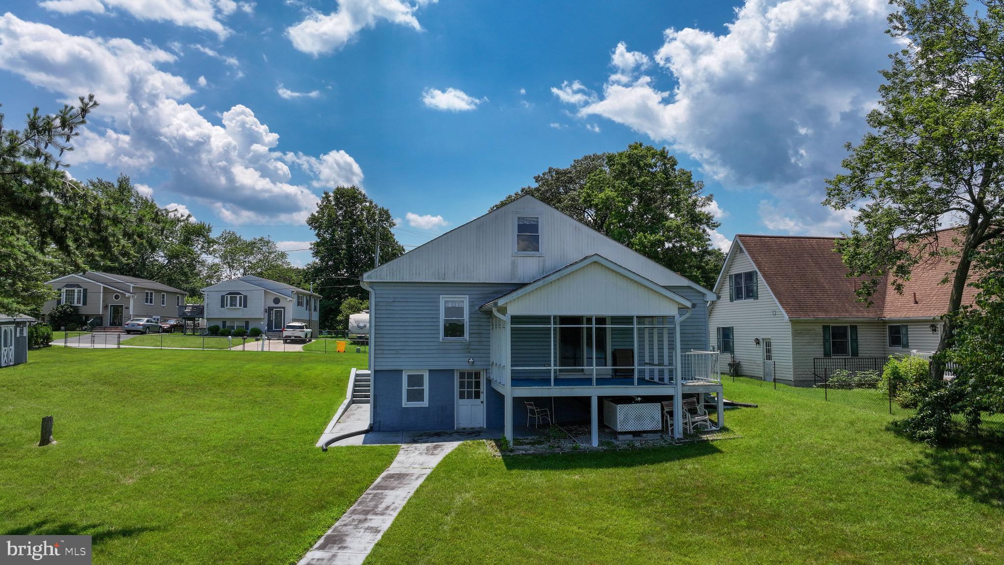 1604 ANNAPOLIS DRIVE