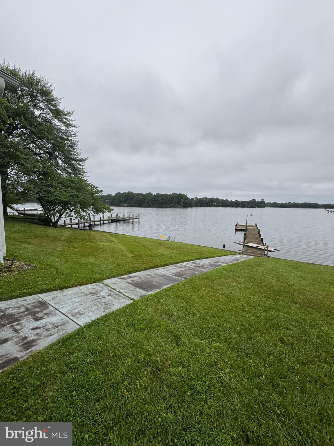 1604 ANNAPOLIS DRIVE