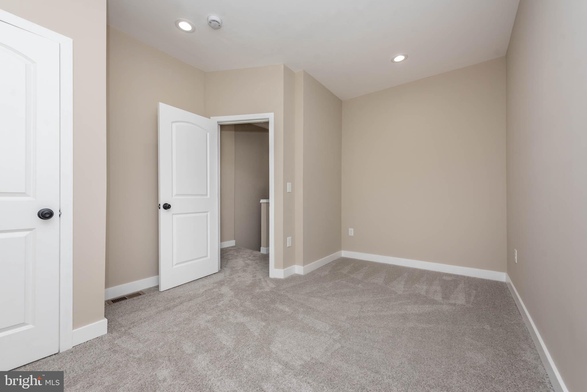 OLIVER - Residential