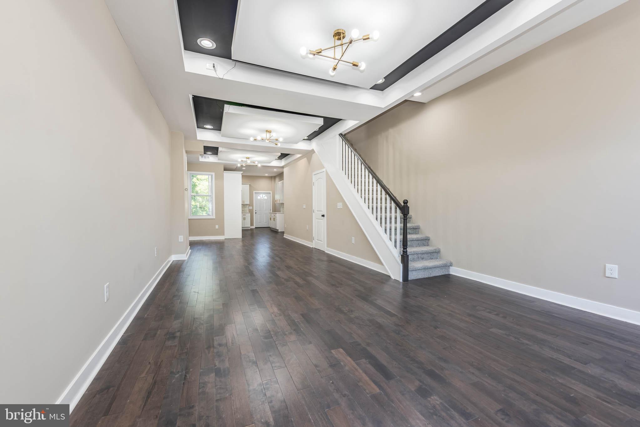 1713 N BOND STREET