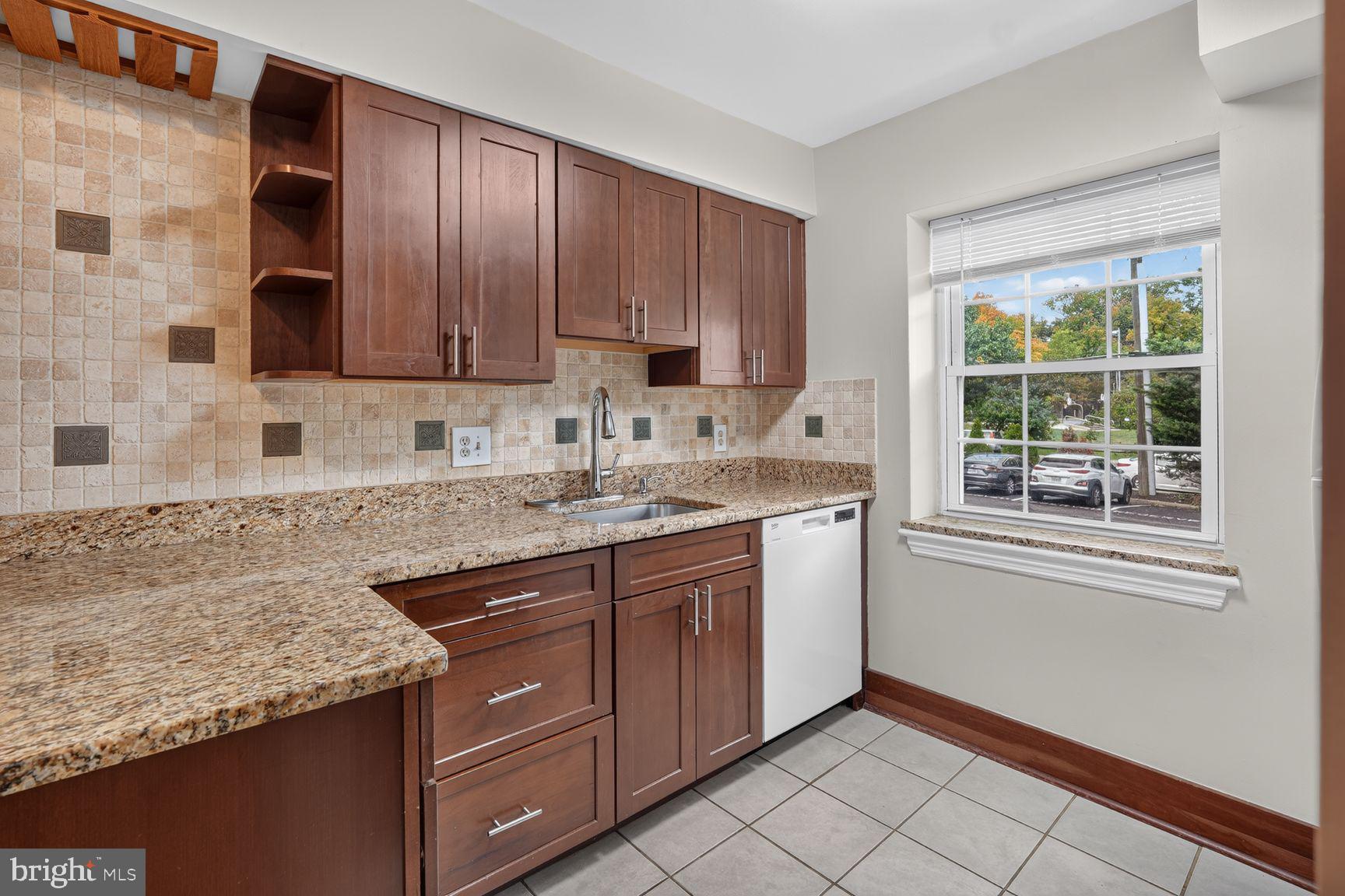2104 N SCOTT STREET 30