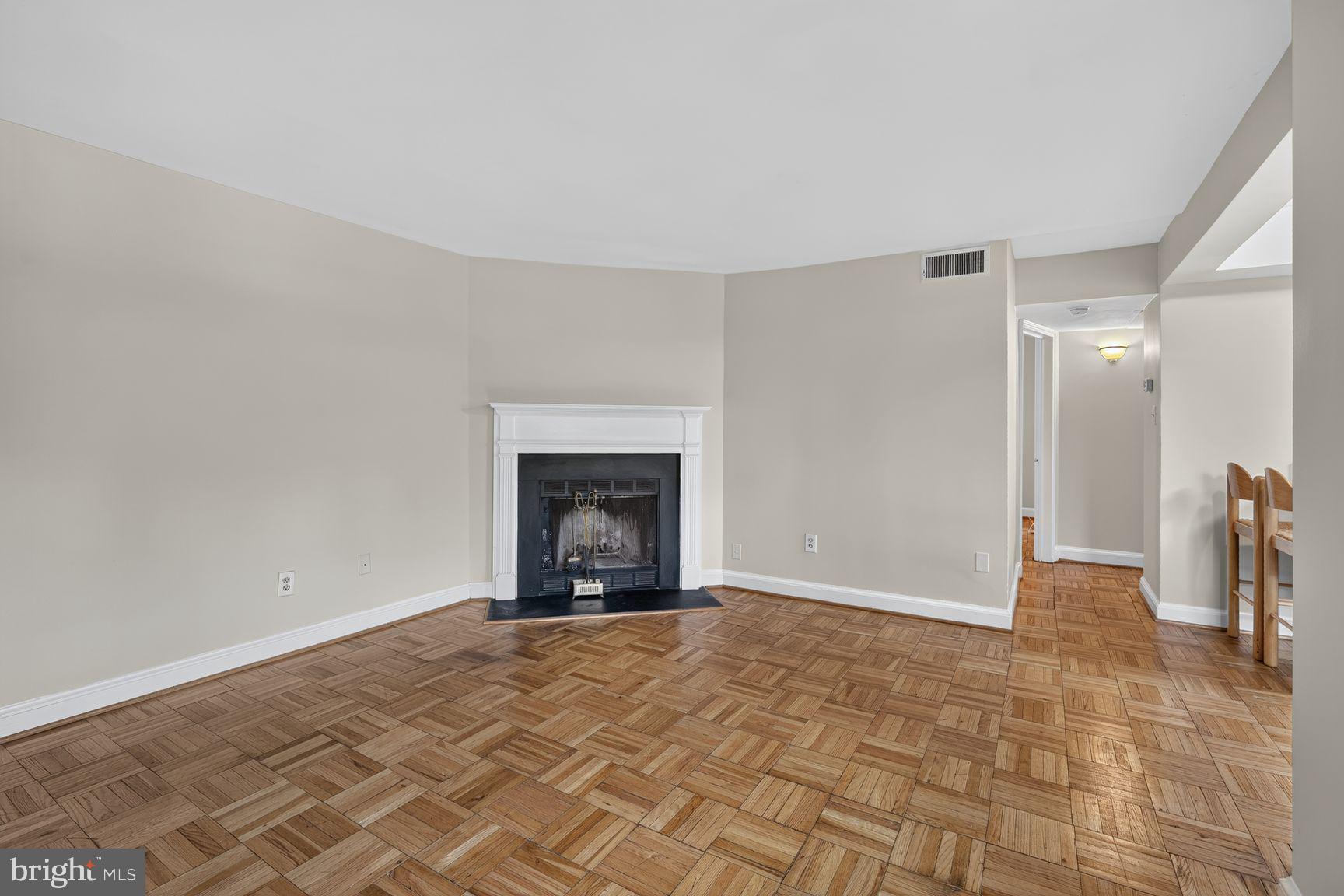 2104 N SCOTT STREET 30