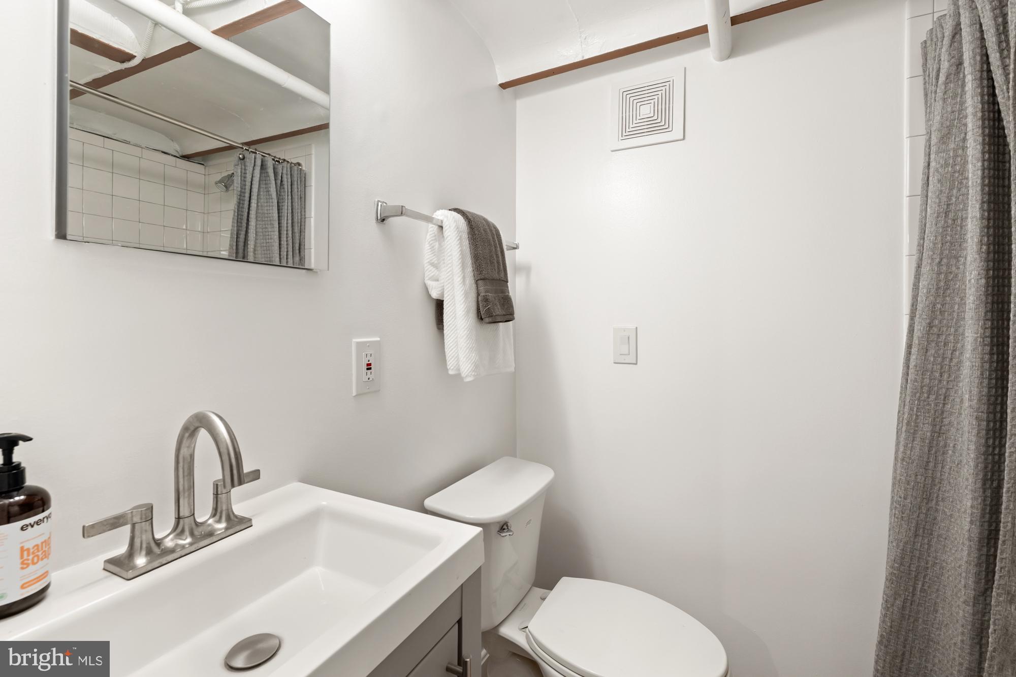 HIGHLAWN HIGHLANDS - Residential