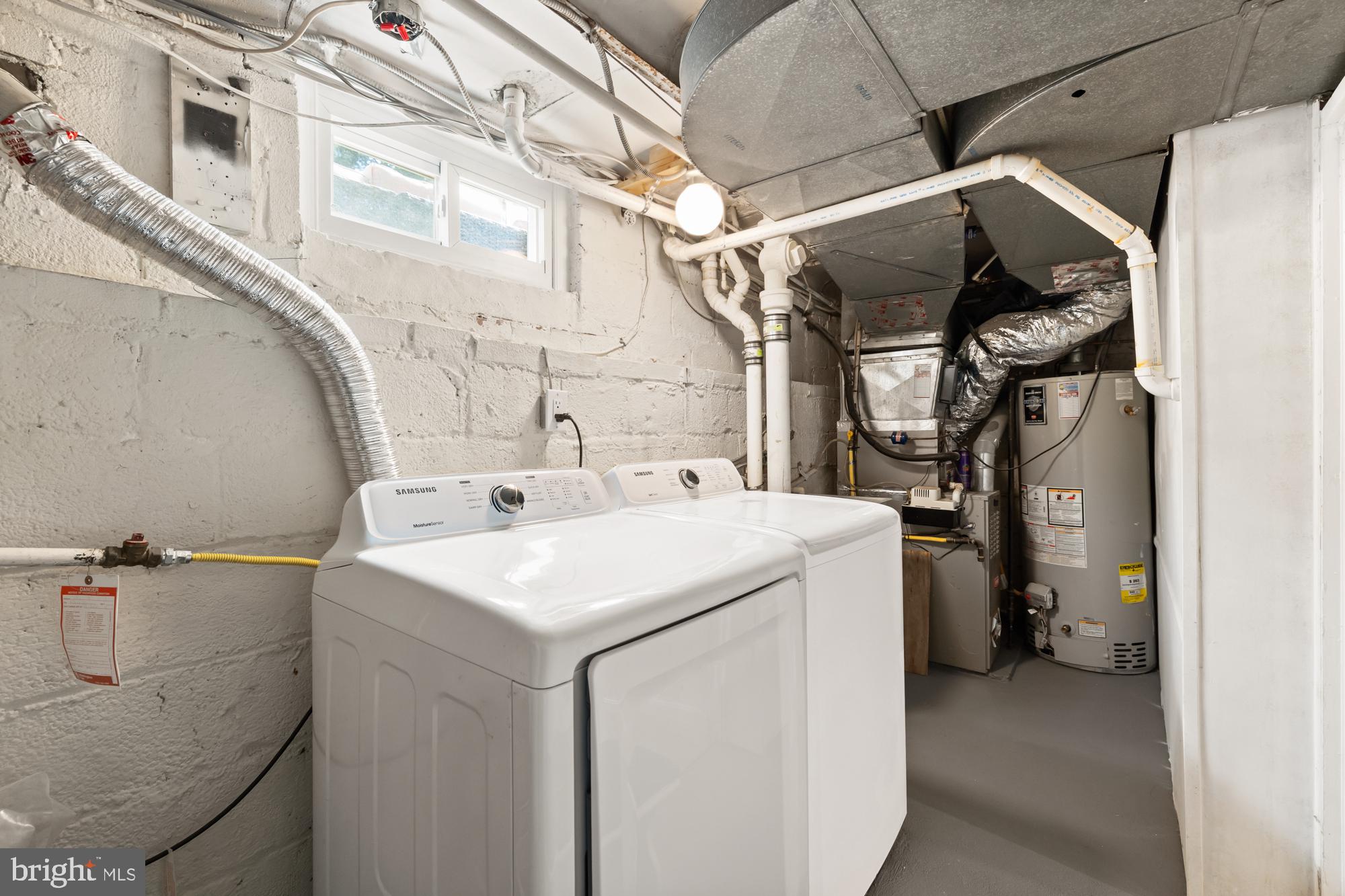 HIGHLAWN HIGHLANDS - Residential