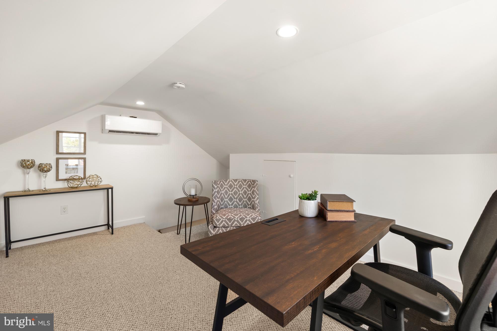 HIGHLAWN HIGHLANDS - Residential