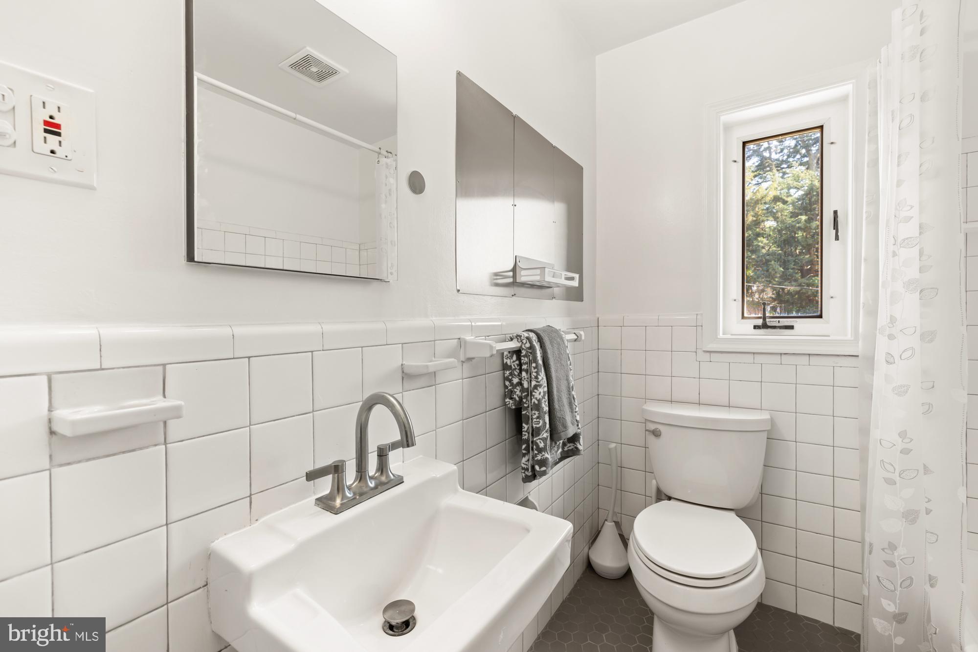 HIGHLAWN HIGHLANDS - Residential