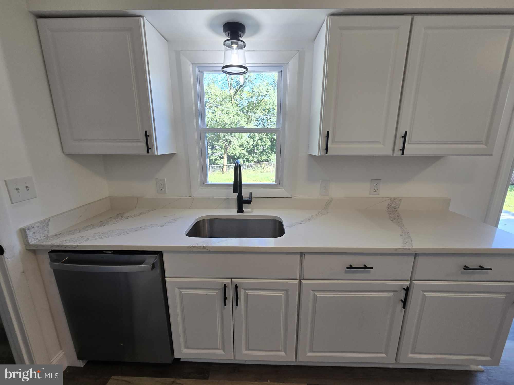 MARTINSBURG - Residential Lease