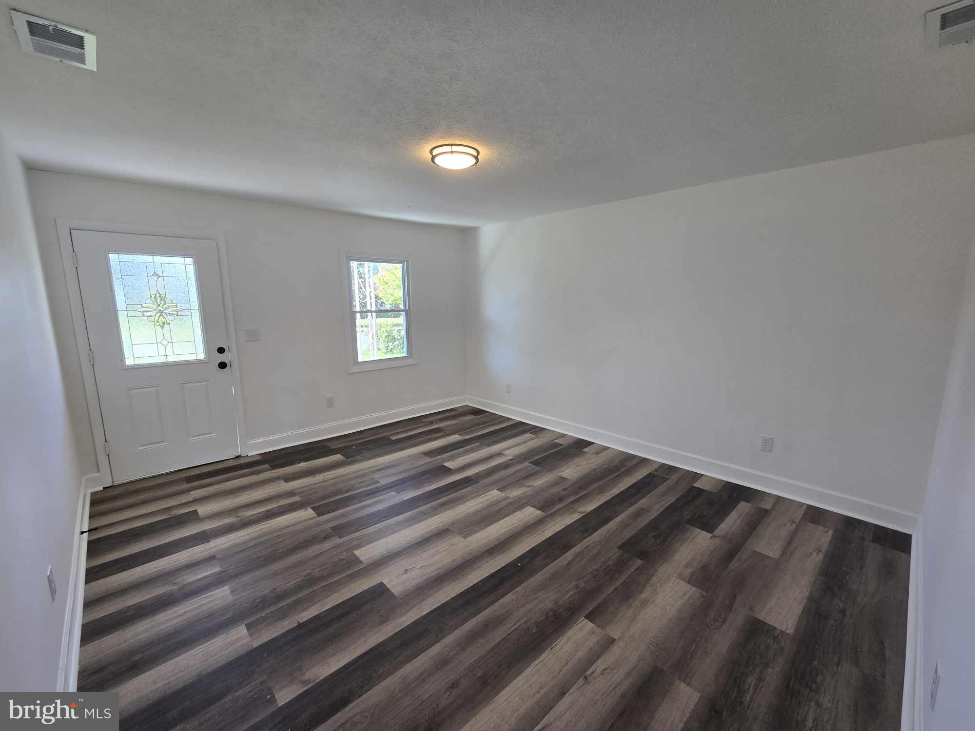 MARTINSBURG - Residential Lease