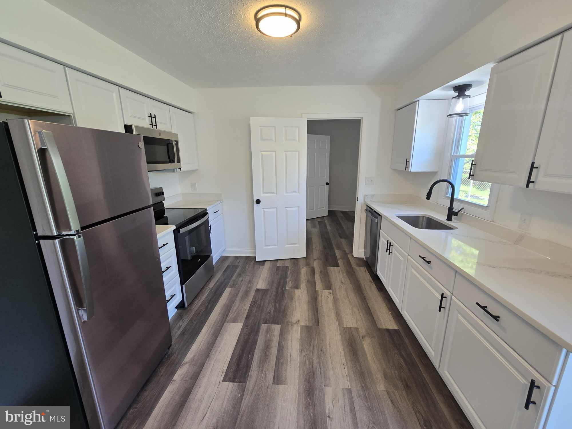 MARTINSBURG - Residential Lease