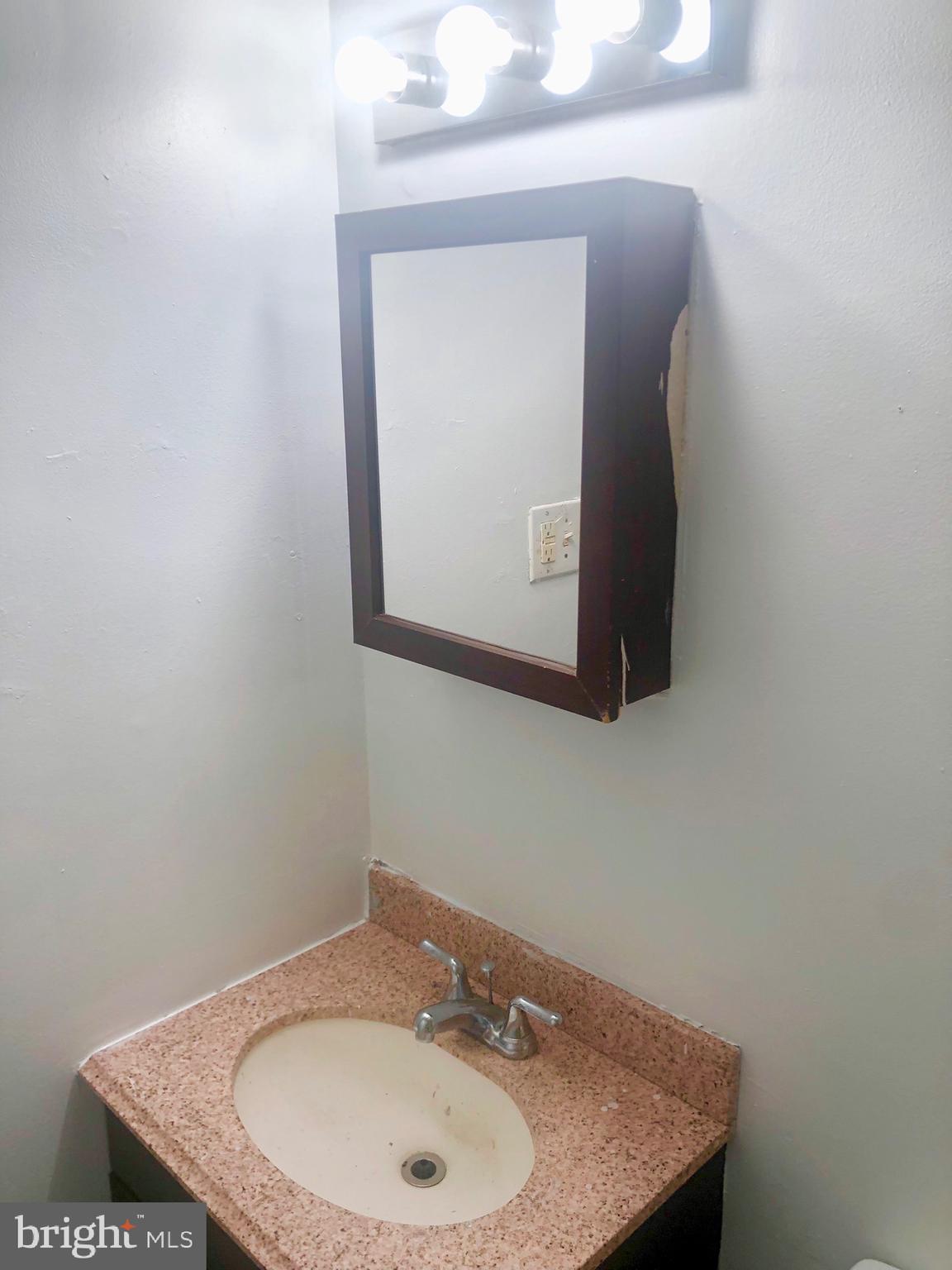 SEVERN - Residential Lease