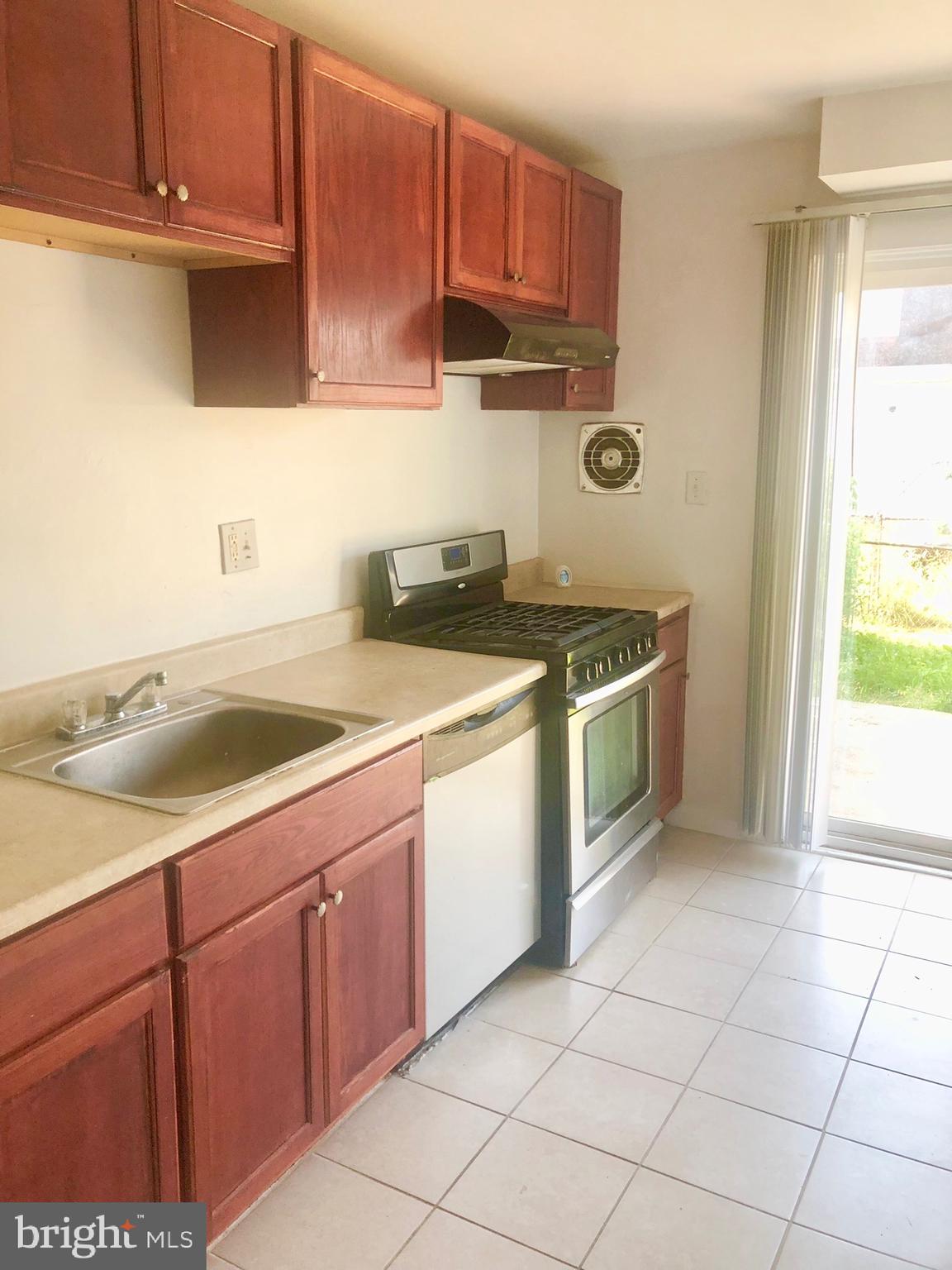 SEVERN - Residential Lease