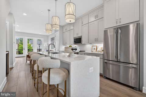 Townhouse For Sale - 5947 Josiah Henson Parkway<br/> NORTH BETHESDA, MD 20852