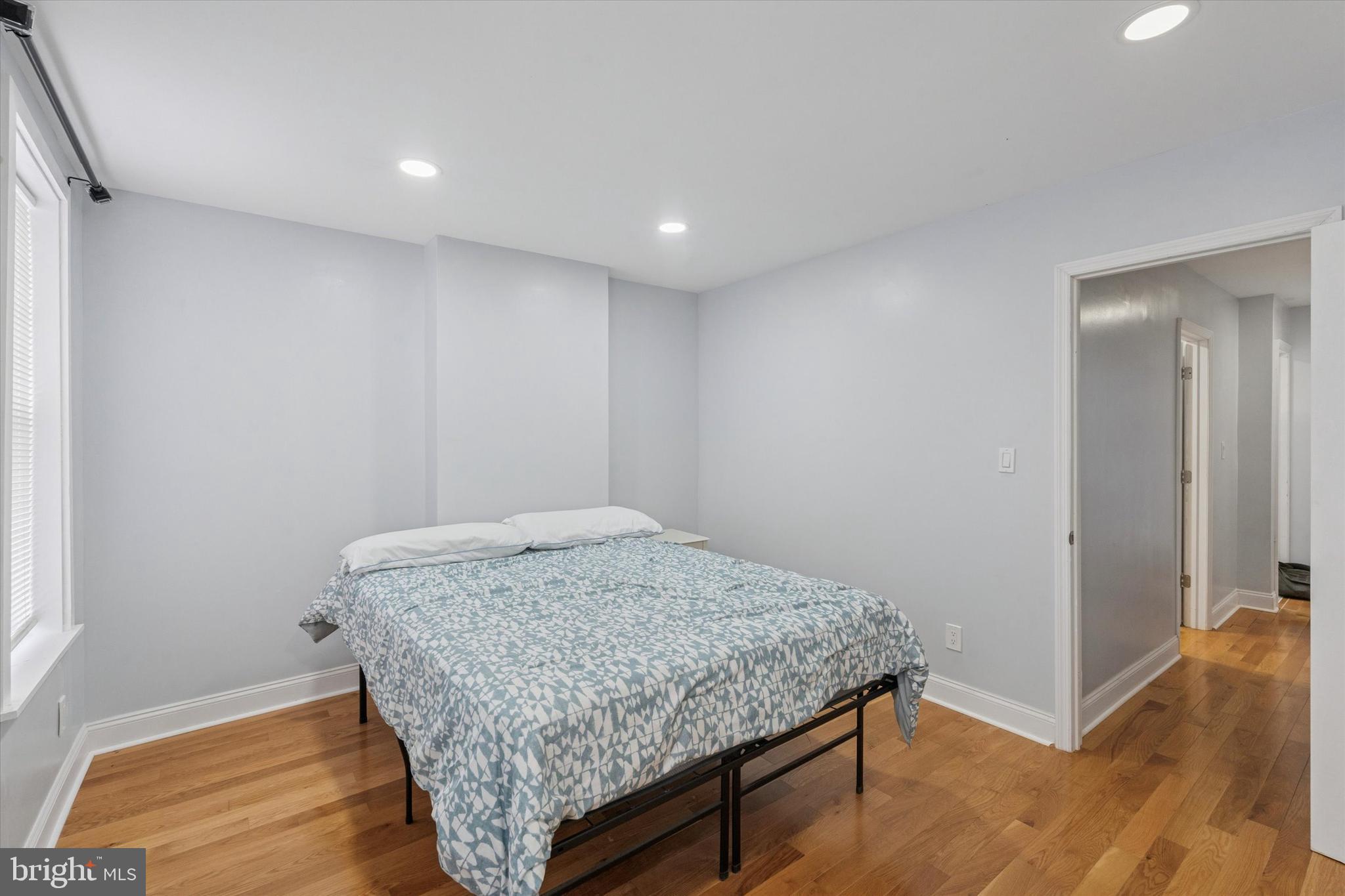 PORT RICHMOND - Residential