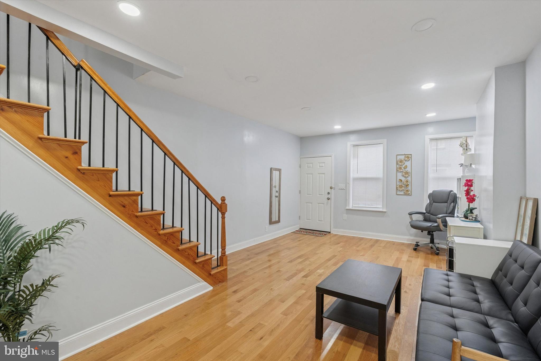 PORT RICHMOND - Residential