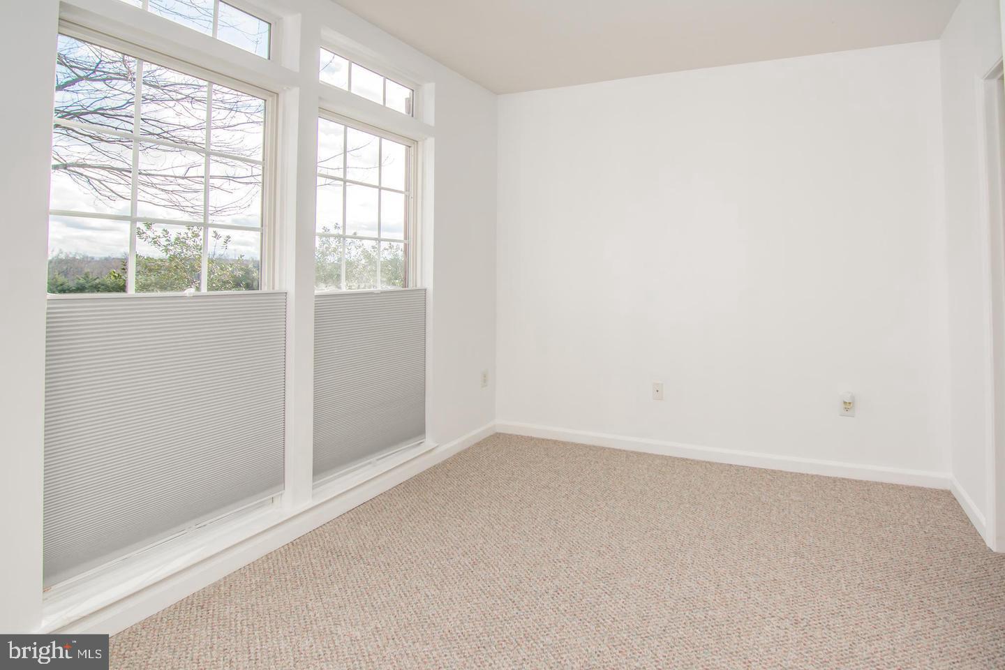 VILLAGES OF DORCHESTER - Residential Lease