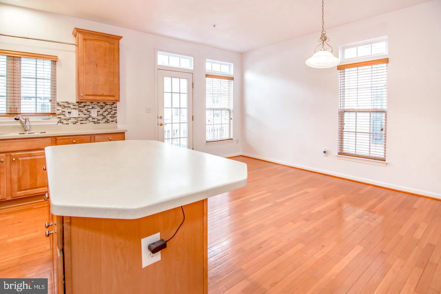 VILLAGES OF DORCHESTER - Residential Lease