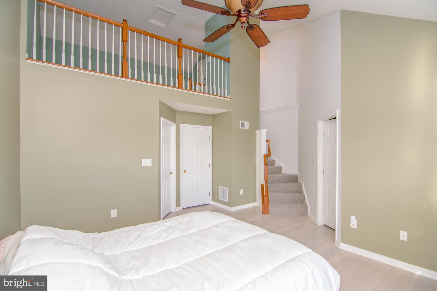 VILLAGES OF DORCHESTER - Residential Lease