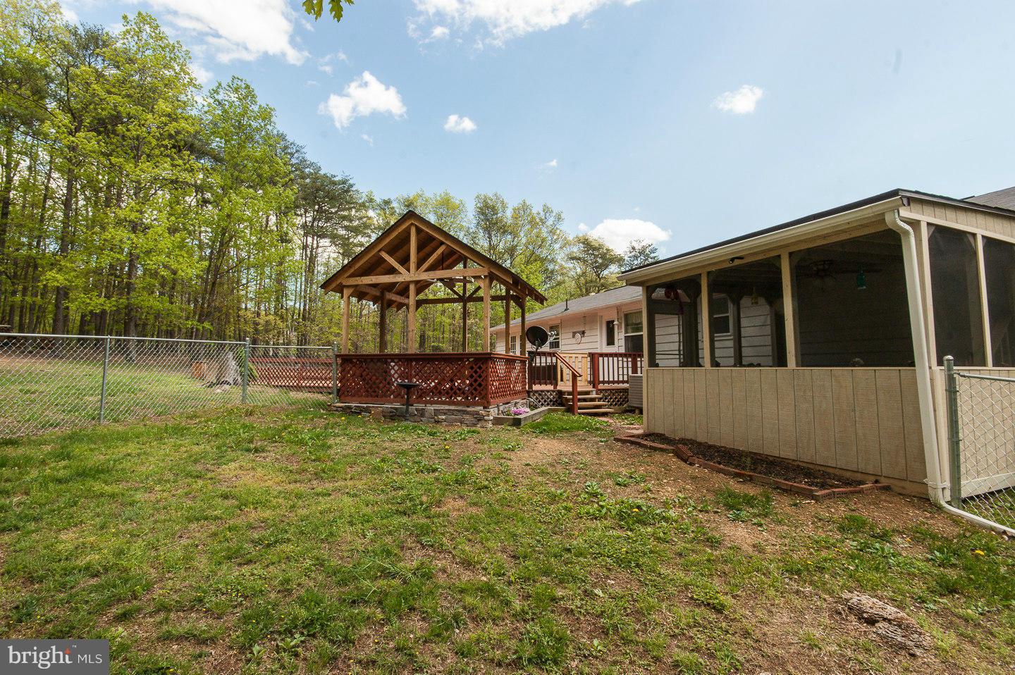 SHIRLEY FARMS - Residential