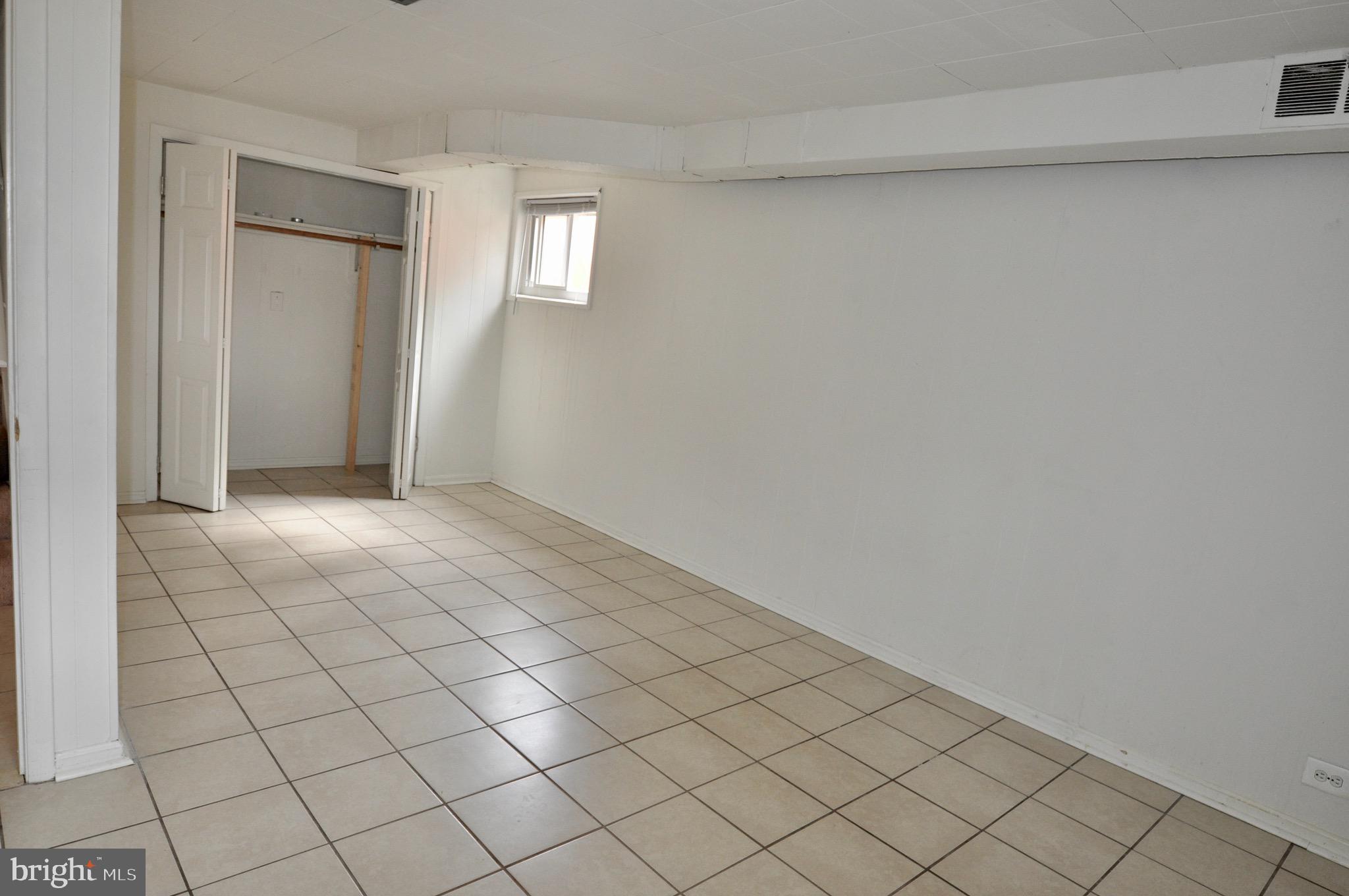 TARLETON - Residential Lease