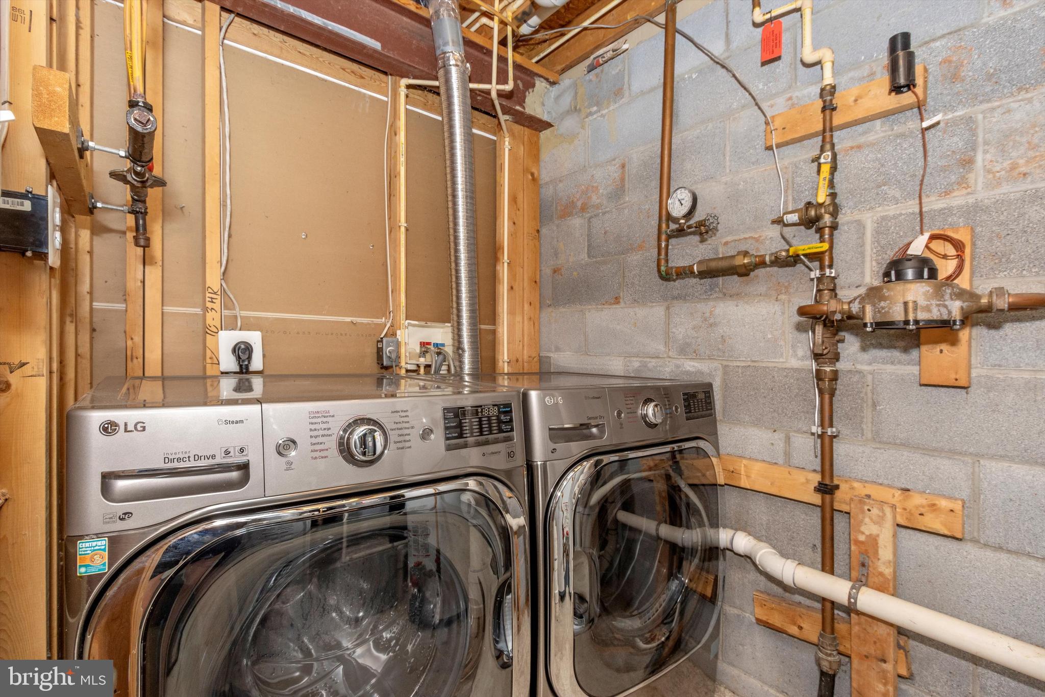 WALNUT RIDGE - Residential