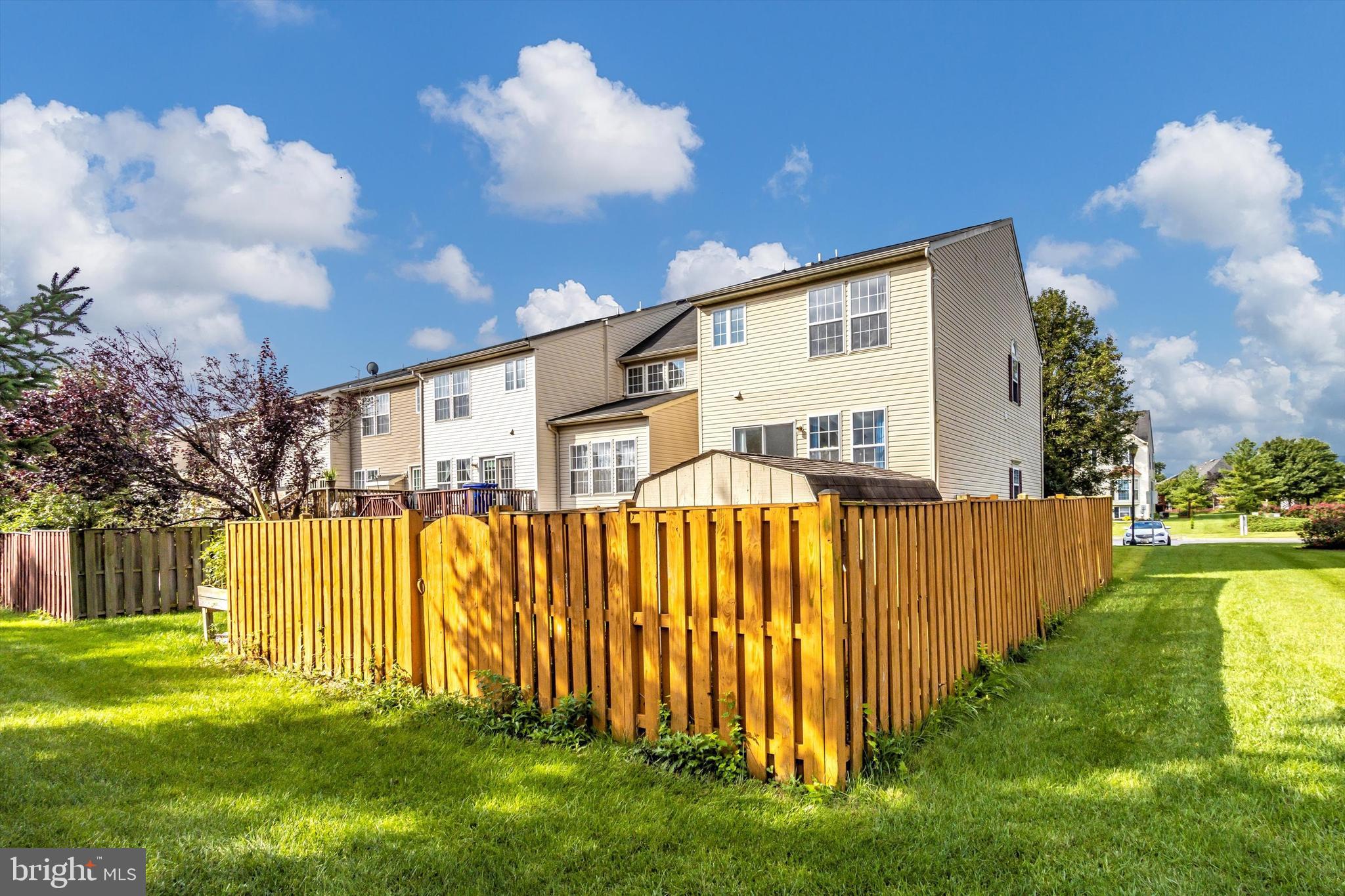 WALNUT RIDGE - Residential