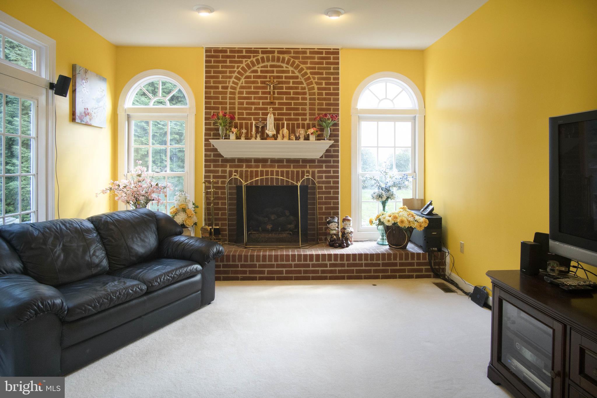 CENTRE RIDGE - Residential