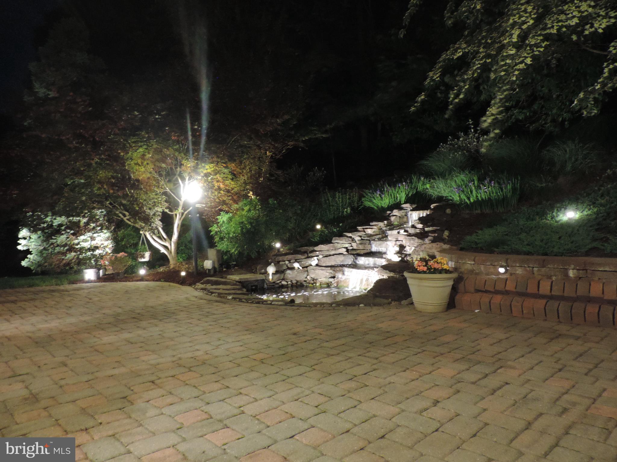 CENTRE RIDGE - Residential