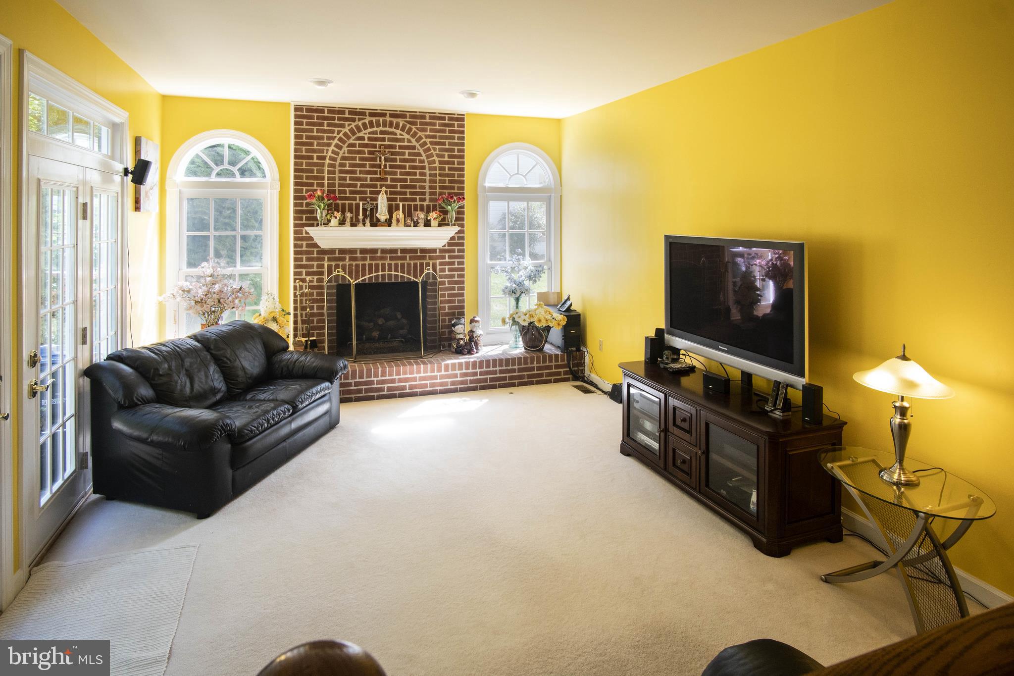 CENTRE RIDGE - Residential