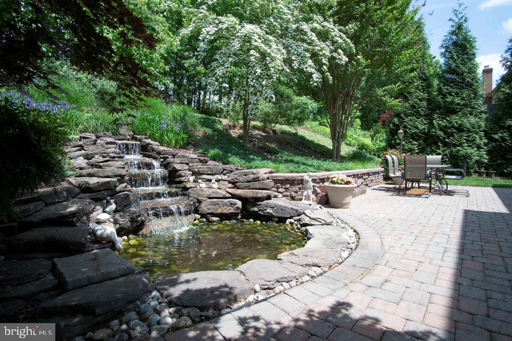 CENTRE RIDGE - Residential