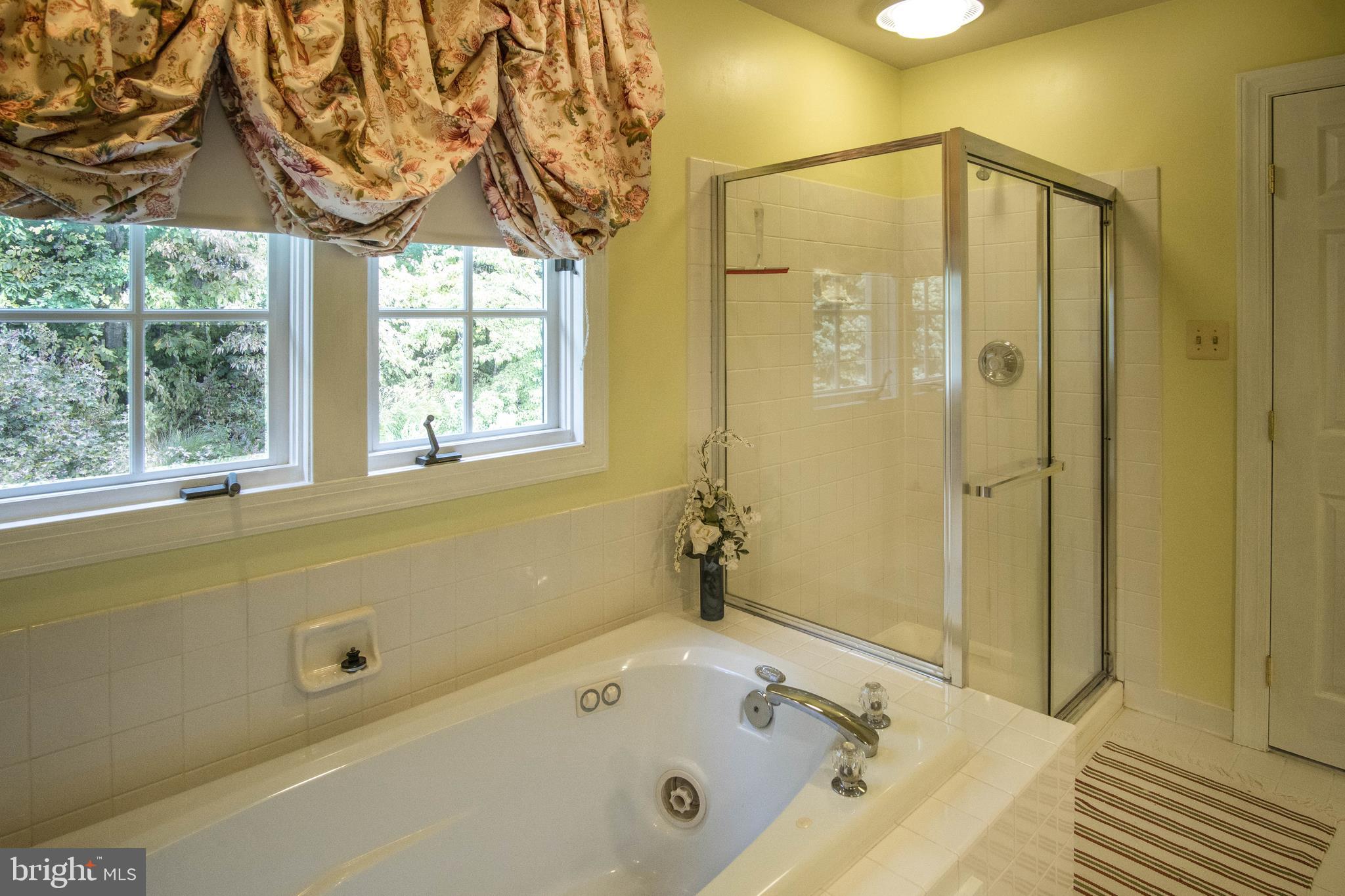 CENTRE RIDGE - Residential