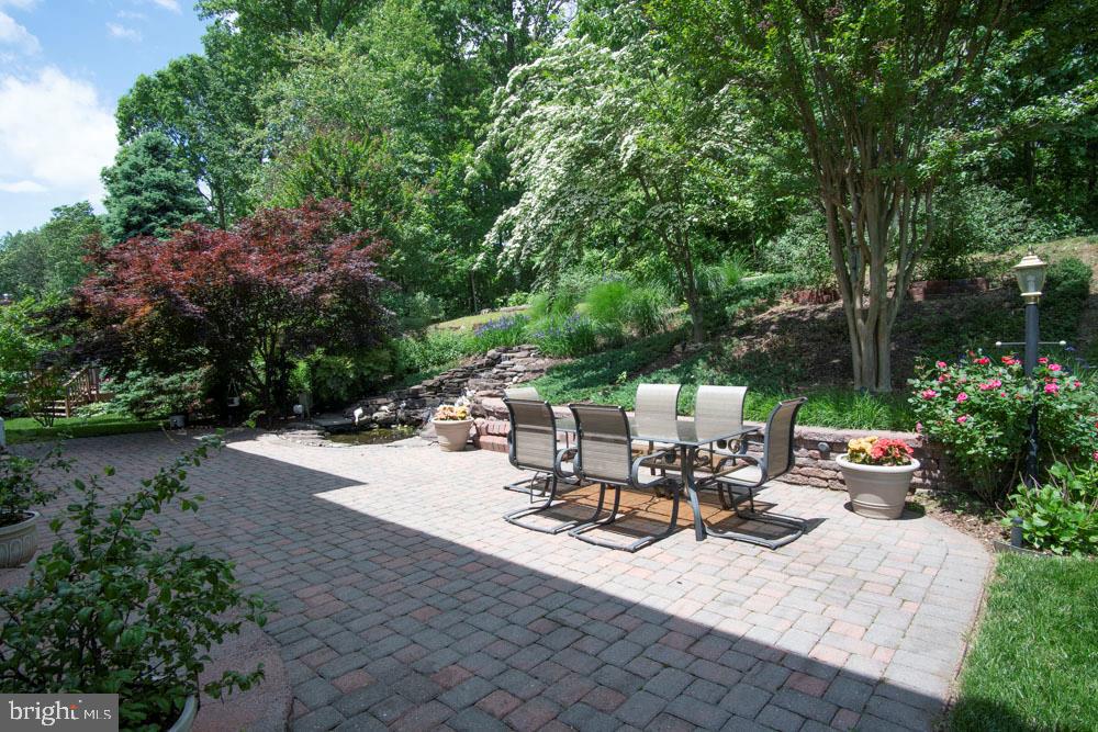 CENTRE RIDGE - Residential