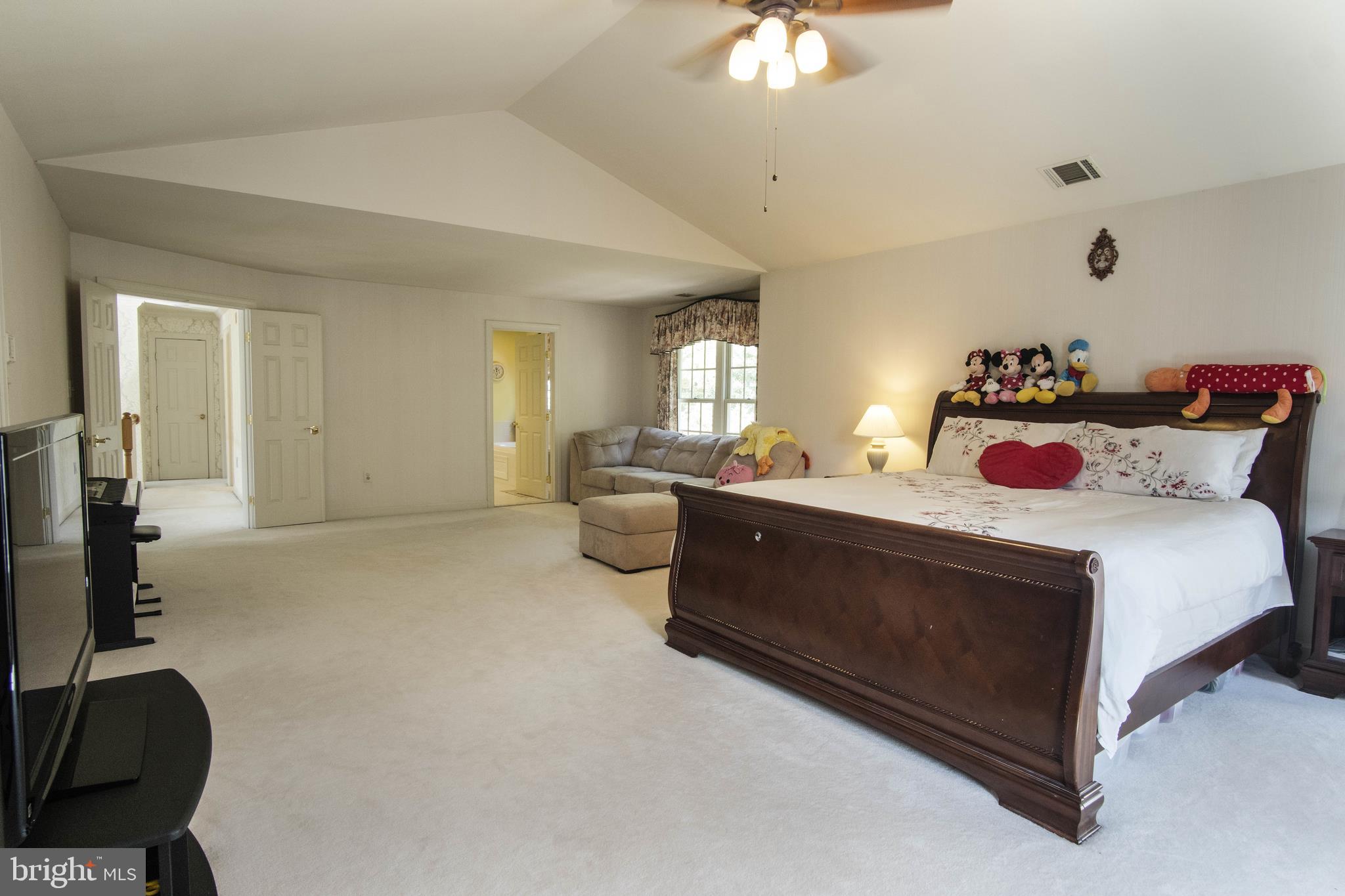 CENTRE RIDGE - Residential