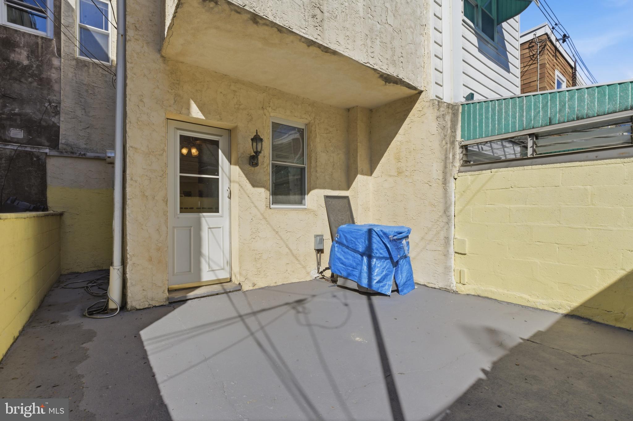 LOWER MOYAMENSING - Residential