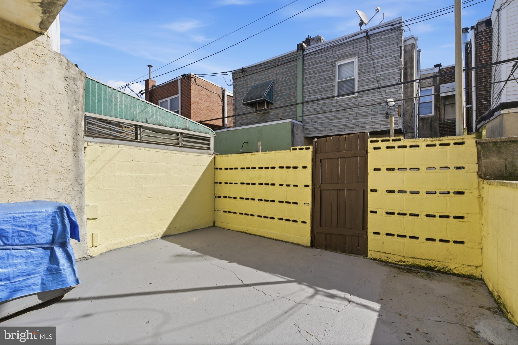 LOWER MOYAMENSING - Residential